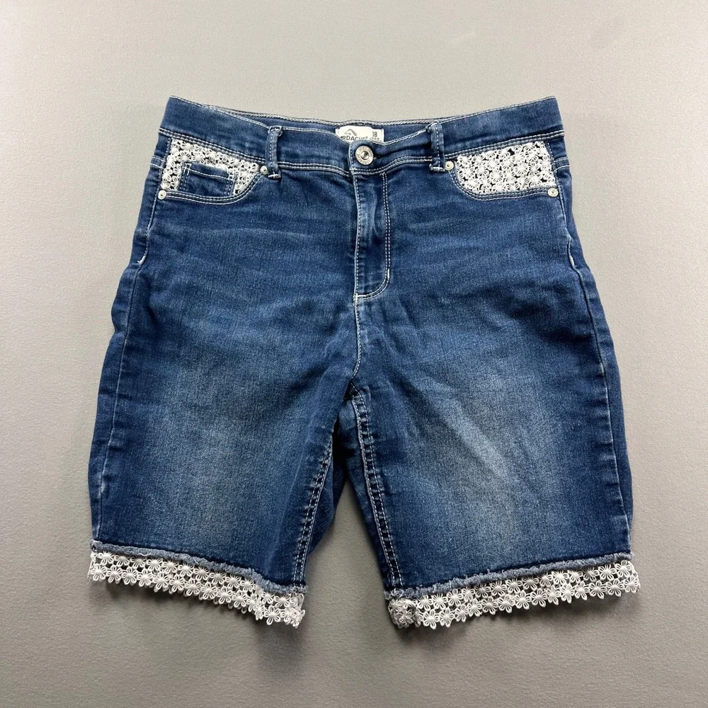 Jordache Shorts Girls 18 Blue Denim Cotton Stretch Boho Lace Trim Medium Wash